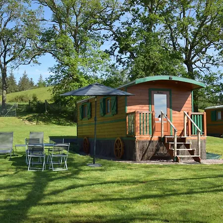 Les Roulottes Des Ris Vallon-en-Sully